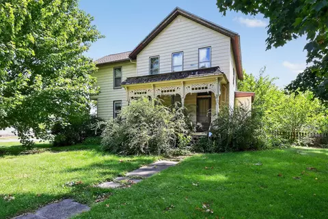 21 N Gosse Blvd, Princeton, IL 61356