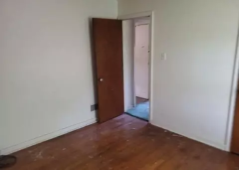 2126 E 96th St, Chicago, IL 60617 photo 7