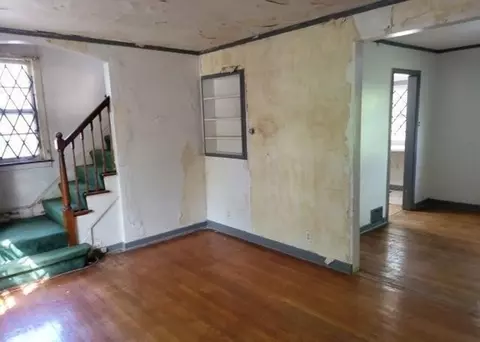 2126 E 96th St, Chicago, IL 60617 photo 5