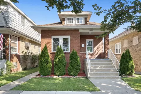 7450 W Addison St, Chicago, IL 60634