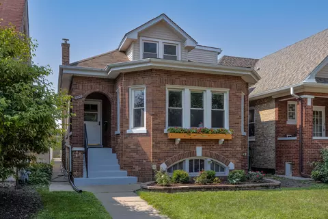 6828 29th Pl, Berwyn, IL 60402