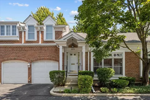 805 Hibbard Rd, Wilmette, IL 60091
