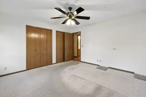 Bedroom - 11 Hellios Ct, Fox Lake, IL 60020 photo 2 of 5