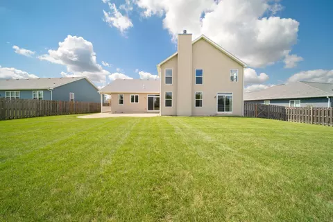Exterior - 2313 Tyler Trl, Mchenry, IL 60051 photo 2 of 2