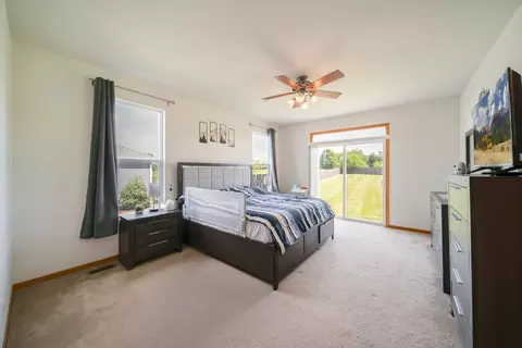 Bedroom - 2313 Tyler Trl, Mchenry, IL 60051 photo 2 of 4