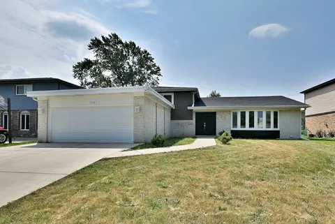 7701 Lake St, Morton Grove, IL 60053