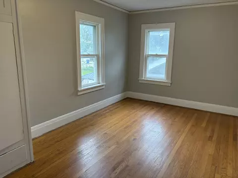 Bedroom - 352 S Elm Ave, Kankakee, IL 60901 photo 1 of 3