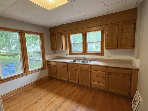 Kitchen - 352 S Elm Ave, Kankakee, IL 60901 photo 1 of 2