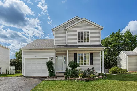 131 S Annandale Dr, Lake In The Hills, IL 60156