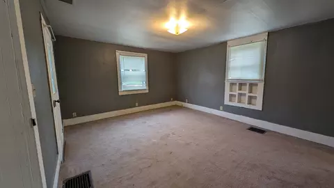 Bedroom - 8870 N Main St, Leaf River, IL 61047 photo 2 of 4