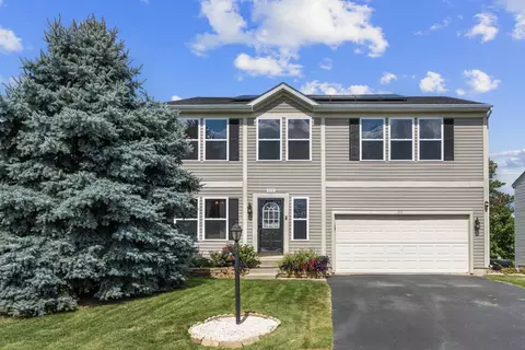 111 Evergreen Dr, Kirkland, IL 60146