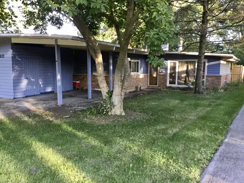 162 Elder Ave, Chicago Heights, IL 60411
