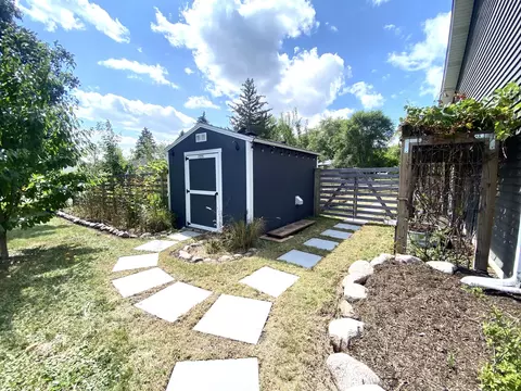 54 Hickory Dr, Lindenhurst, IL 60046 photo 22