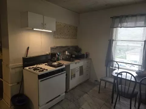 615 Frances St, Phoenix, IL 60426 photo 6