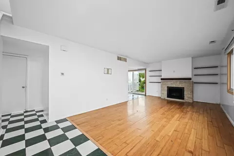 841 Oxford Pl, Wheeling, IL 60090 photo 5