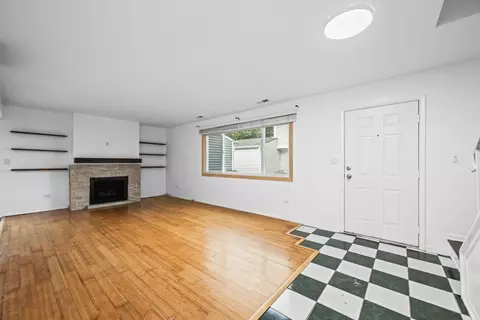 841 Oxford Pl, Wheeling, IL 60090 photo 3