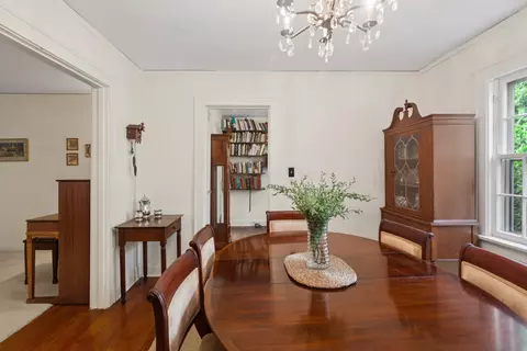 1319 Irving Ave, Wheaton, IL 60187 photo 8