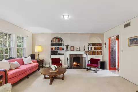 1319 Irving Ave, Wheaton, IL 60187 photo 4