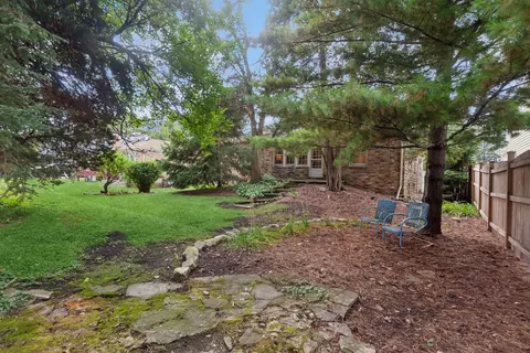 1319 Irving Ave, Wheaton, IL 60187 photo 17