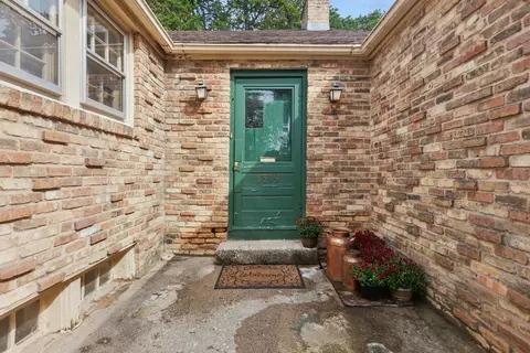 1319 Irving Ave, Wheaton, IL 60187 photo 2
