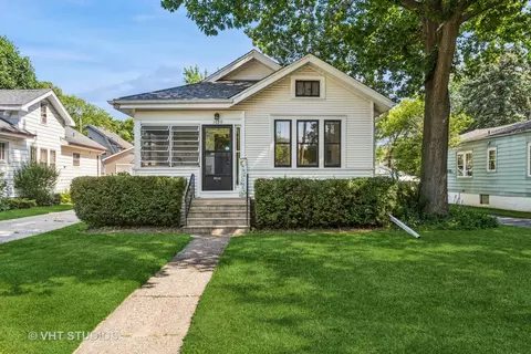 1620 Hyde Park Ave, Waukegan, IL 60085