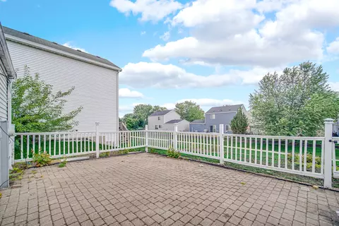 Exterior - 902 Serendipity Dr, Aurora, IL 60504 photo 4 of 7