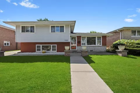 512 Gregory Dr, Chicago Heights, IL 60411