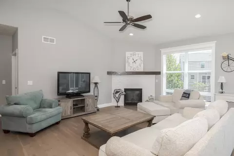 1116 Travertine Rd, Normal, IL 61761 photo 5