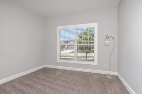 1116 Travertine Rd, Normal, IL 61761 photo 23