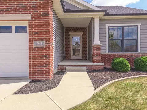 1116 Travertine Rd, Normal, IL 61761 photo 2