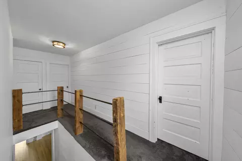Entry Way - 3705 Elva Rd, Malta, IL 60150 photo 4 of 4