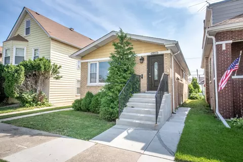 3719 N New England Ave, Chicago, IL 60634