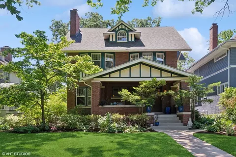 623 Forest Ave, Wilmette, IL 60091