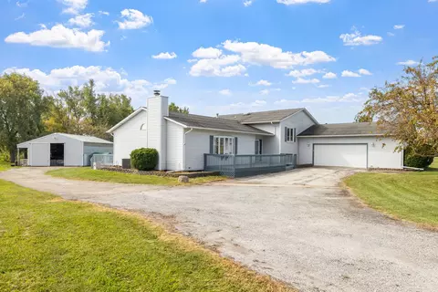 Exterior - 6237 W Dralle Rd, Monee, IL 60449 photo 1 of 6