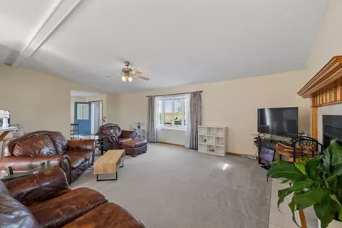 Living - 6237 W Dralle Rd, Monee, IL 60449 photo 1 of 3
