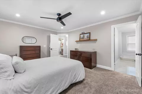 Bedroom - 4658 Burnham Dr, Hoffman Estates, IL 60192 photo 2 of 3