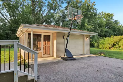 Other - 819 Southside Ave, Mchenry, IL 60051 photo 2 of 12