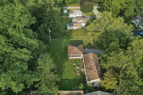 View/Area - 819 Southside Ave, Mchenry, IL 60051 photo 3 of 4