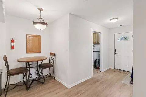 Entry Way - 819 Southside Ave, Mchenry, IL 60051 photo 2 of 2