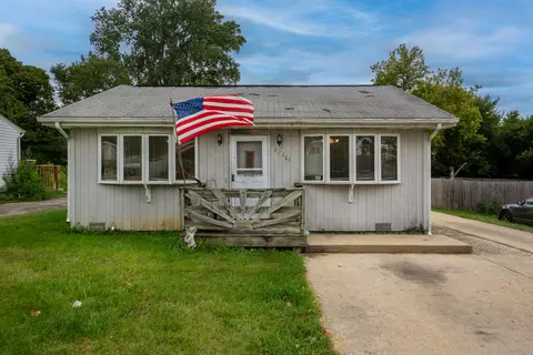 42161 N 1st Ave, Antioch, IL 60002