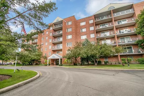 6540 W Irving Park Rd #603, Chicago, IL 60634
