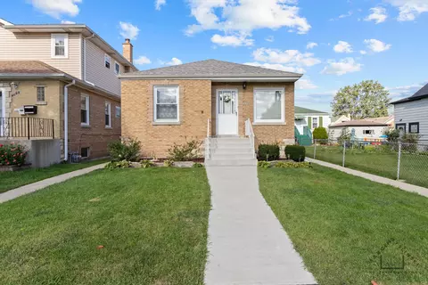 2908 N 75th Ct, Elmwood Park, IL 60707