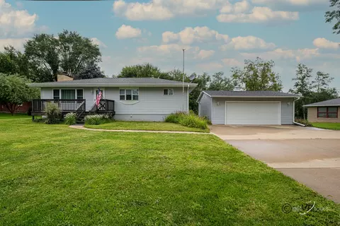 1210 Hill St, Galena, IL 61036
