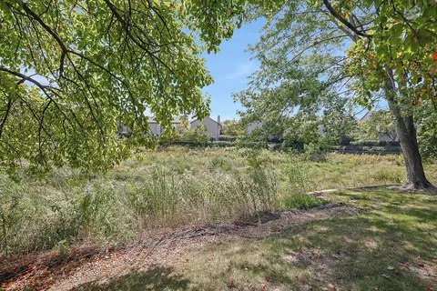 Exterior - 365 Juniper Tree Ct, Hoffman Estates, IL 60169 photo 3 of 4
