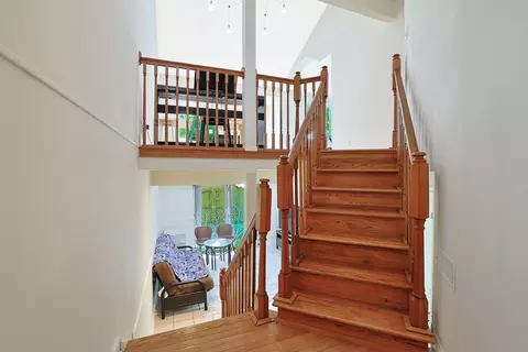 Entry Way - 365 Juniper Tree Ct, Hoffman Estates, IL 60169 photo 1 of 2