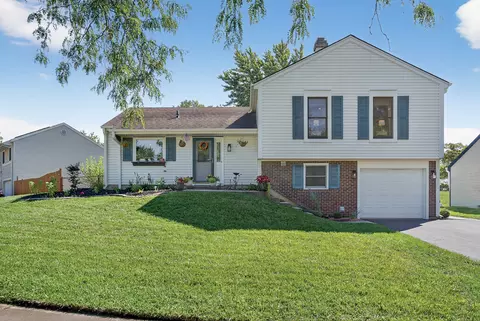981 Longstreet Dr, Bartlett, IL 60103