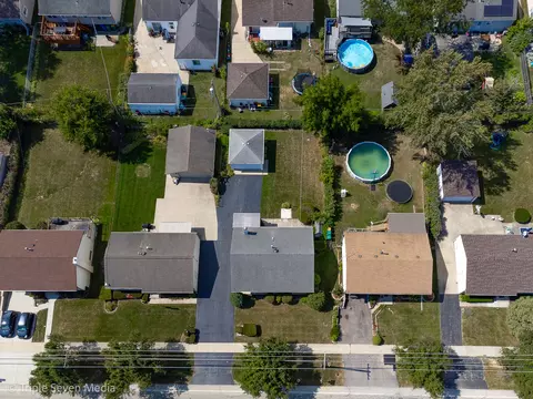 View/Area - 52 Schoenbeck Rd, Wheeling, IL 60090 photo 13 of 16