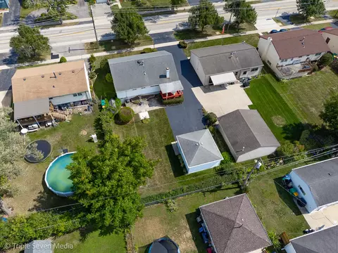 View/Area - 52 Schoenbeck Rd, Wheeling, IL 60090 photo 2 of 16