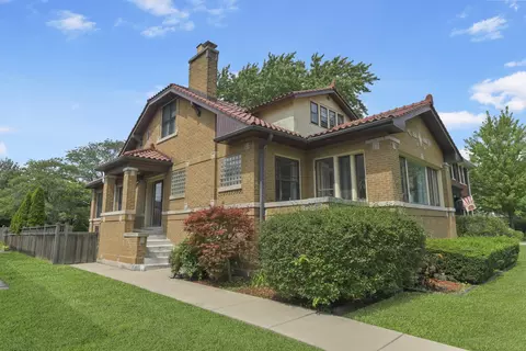 925 Linden Ave, Oak Park, IL 60302