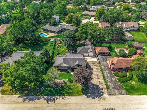 View/Area - 16402 S Mcgrath Dr, Plainfield, IL 60586 photo 4 of 6